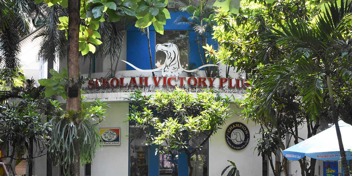 SEKOLAH VICTORY PLUS - Top International IB World School