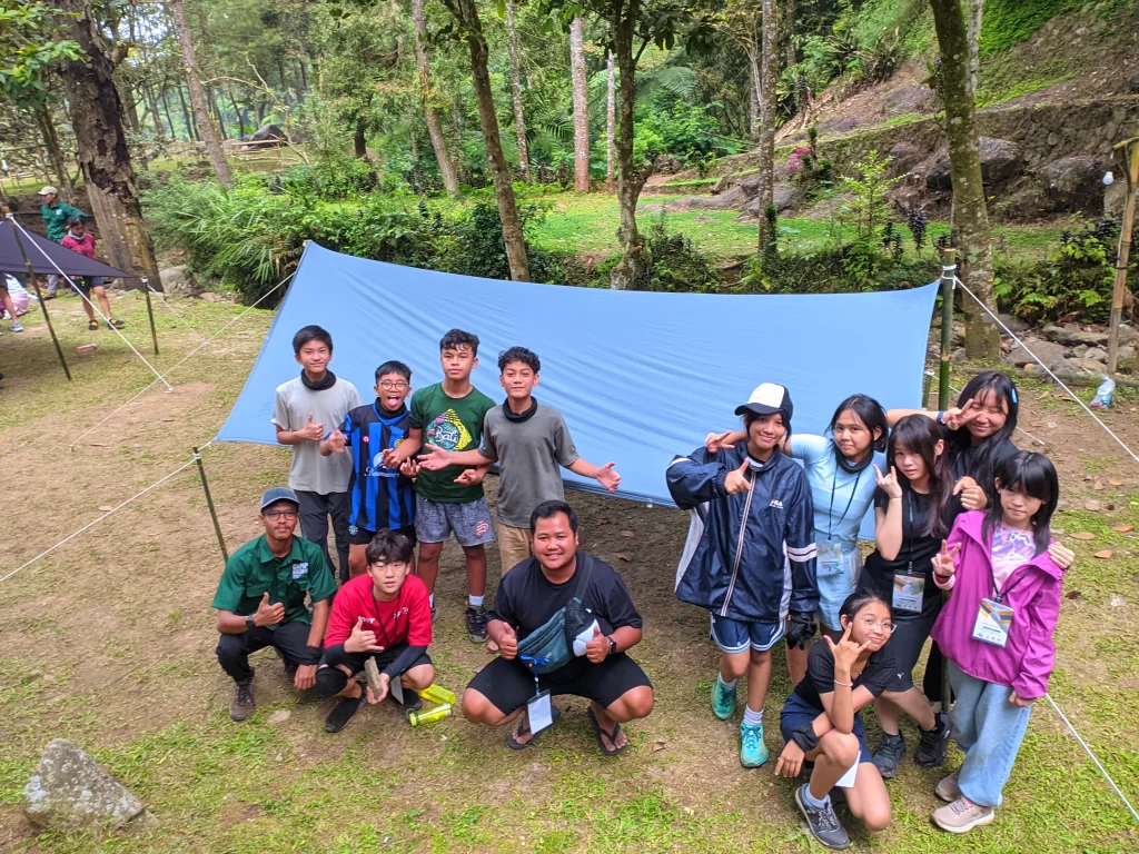 SVP students built a bivouac during the SVP Scout Camp 2024.